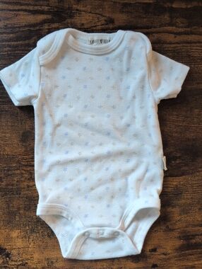 5/$25 Rabbit + Bear White Baby Onesie Bodysuit 0-3M